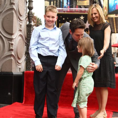 Paul Rudd with his wife, son, and daughter